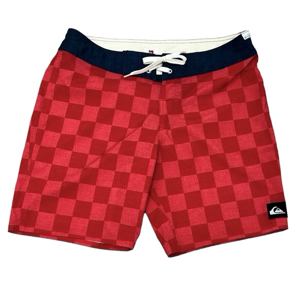 QUICKSILVER RED CHECKERBOARD WITH BLUE WAISTBAND BOARD SHORTS - Picture 1 of 13